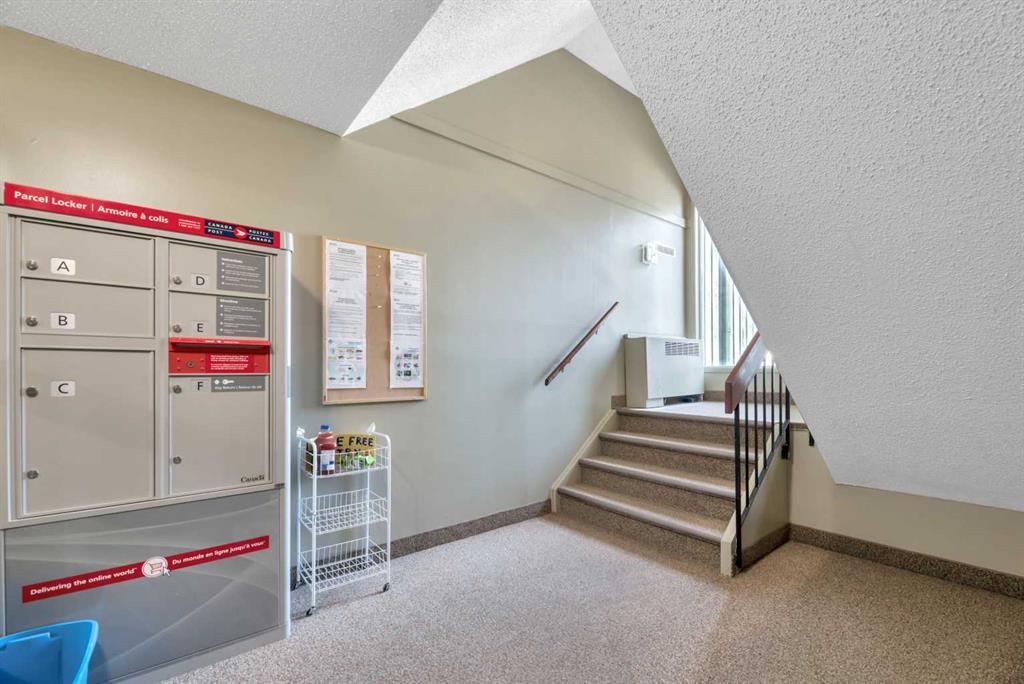Fifth View of 111, 10120 Brookpark Boulevard SW, Braeside, Calgary, Alberta, T2W 3G3