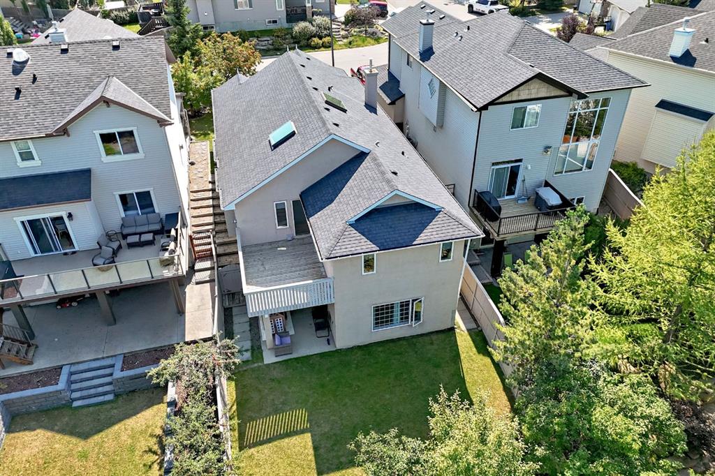 Fourth View of 13 Cresthaven Way SW, Crestmont, Calgary, Alberta, T3B 5X8