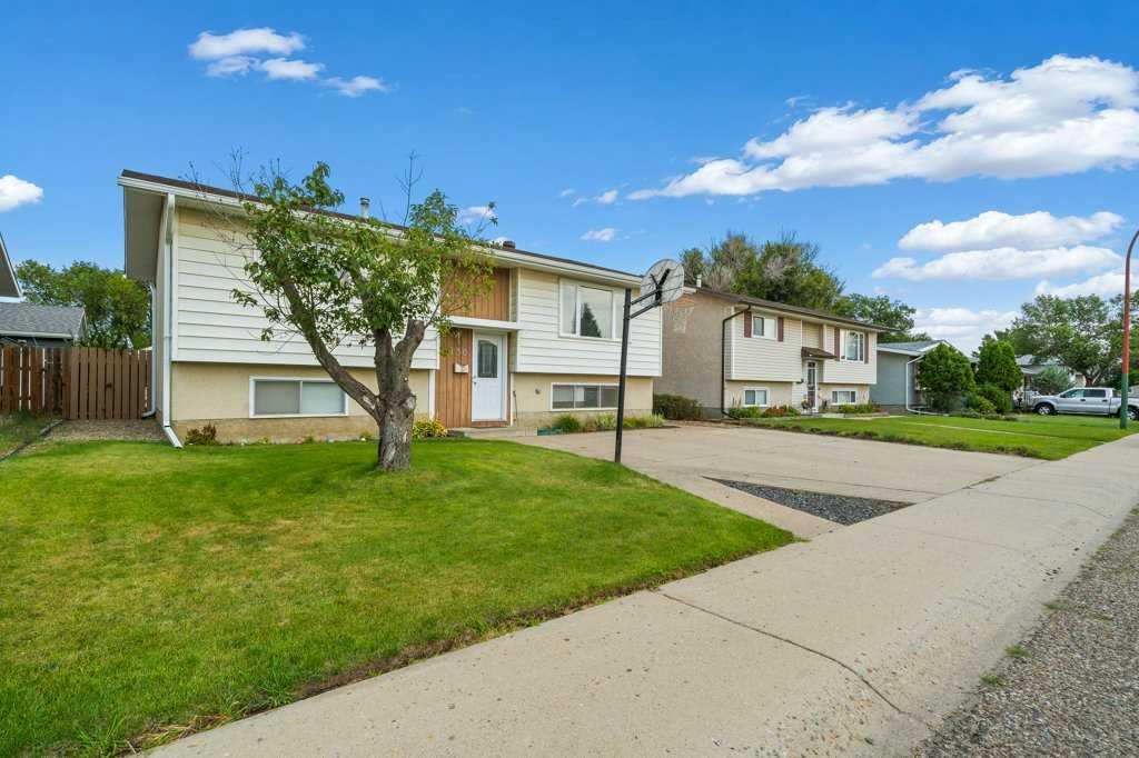 Third View of 130 Hull Crescent NE, Northeast Crescent Heights, Medicine Hat, Alberta, T1C 1E1