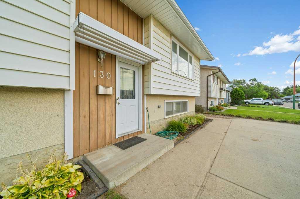 Fifth View of 130 Hull Crescent NE, Northeast Crescent Heights, Medicine Hat, Alberta, T1C 1E1