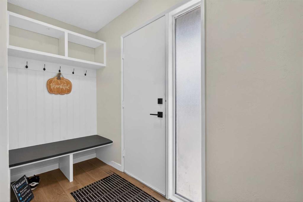 Third View of 306, 5340 17 Avenue SW, Westgate, Calgary, Alberta, T3E 6M3