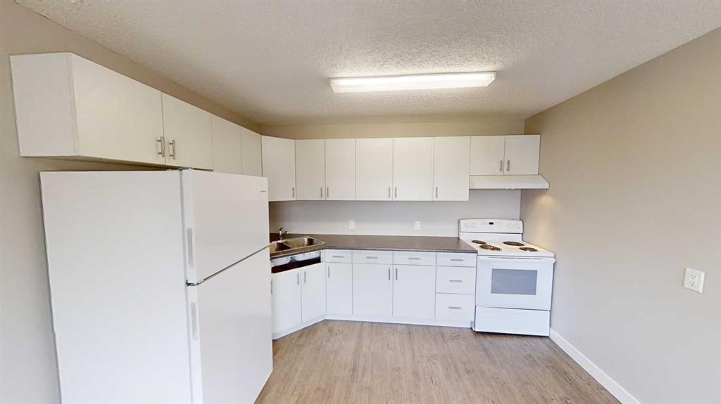 Fifth View of 302, 9926 105 Avenue , VLA Montrose, Grande Prairie, Alberta, T8V1G9