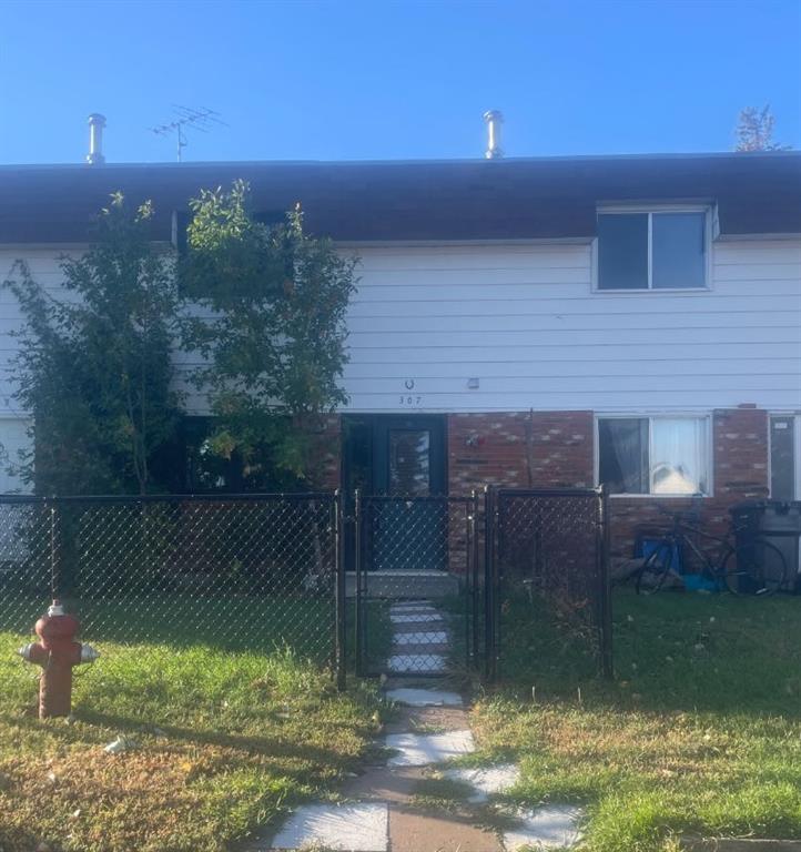 307 8 Avenue , A2338685, Alberta,