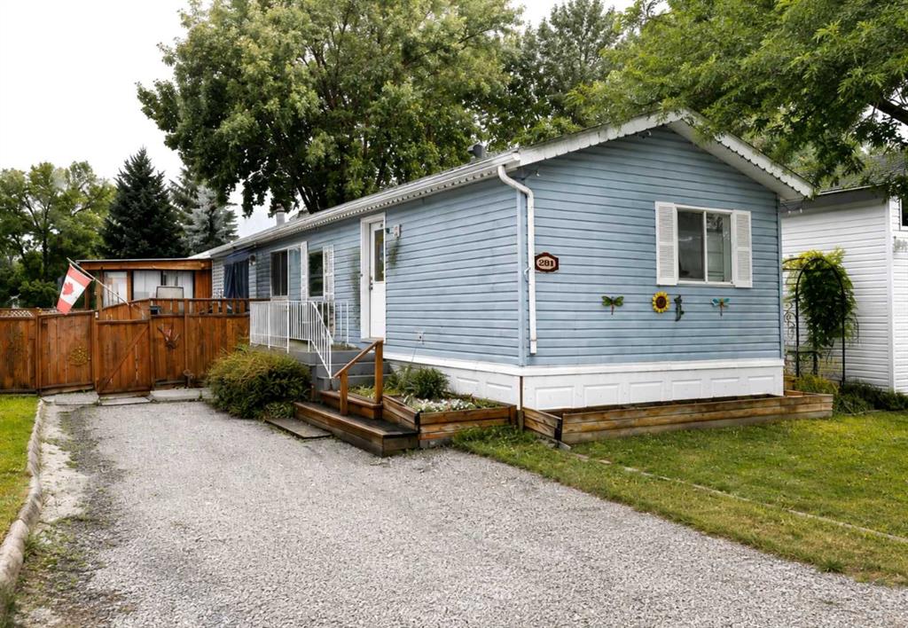 209 Yardmaster Avenue , A2338689, Alberta,