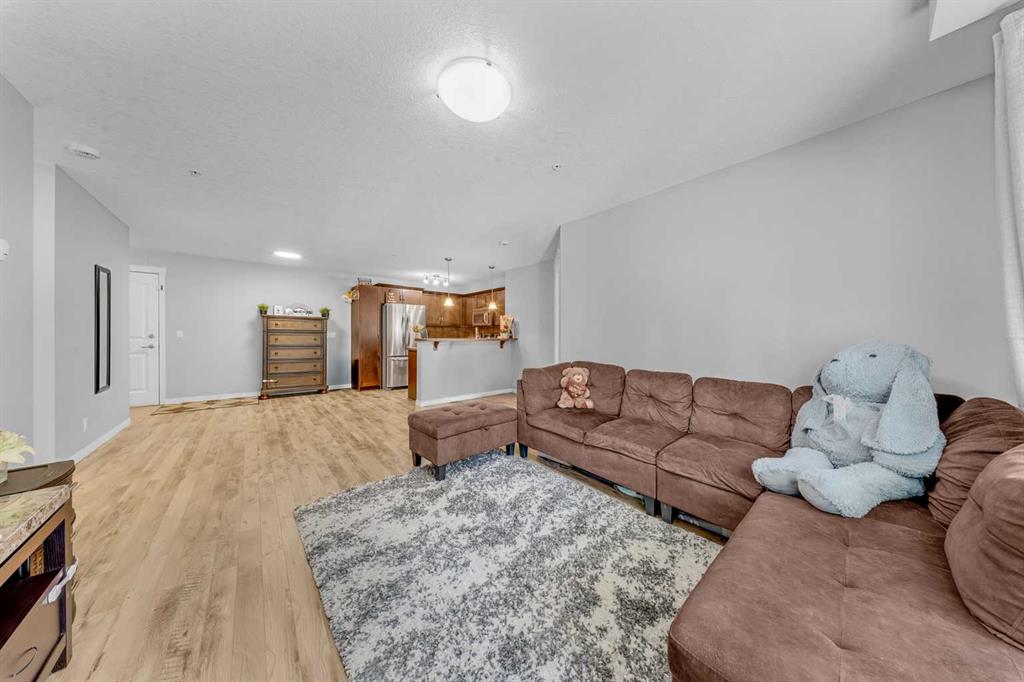 3206, 10 Country Village Park , A2338732, Alberta,