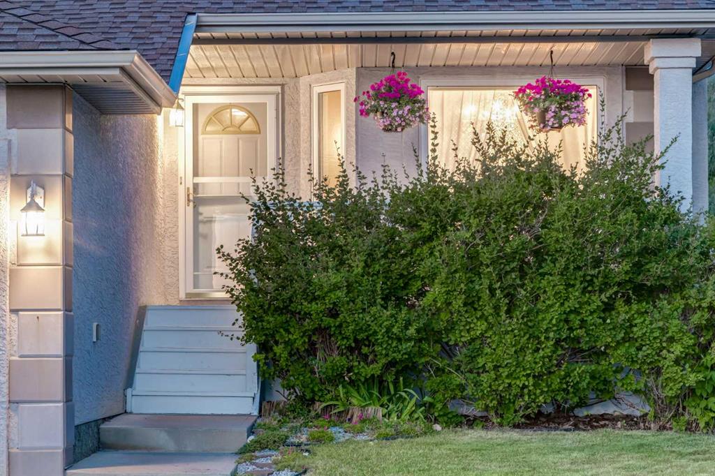 Third View of 331 Sierra Madre Court SW, Signal Hill, Calgary, Alberta, T3H 3G7