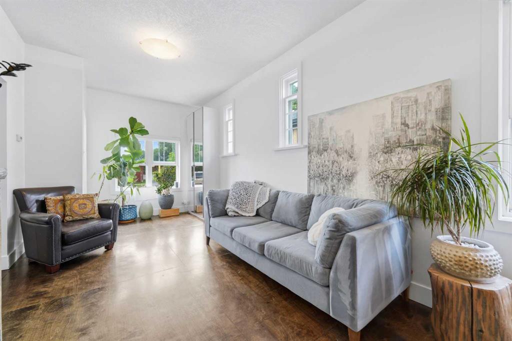 Fifth View of 522 8 Avenue NE, Renfrew, Calgary, Alberta, T2E 0R4