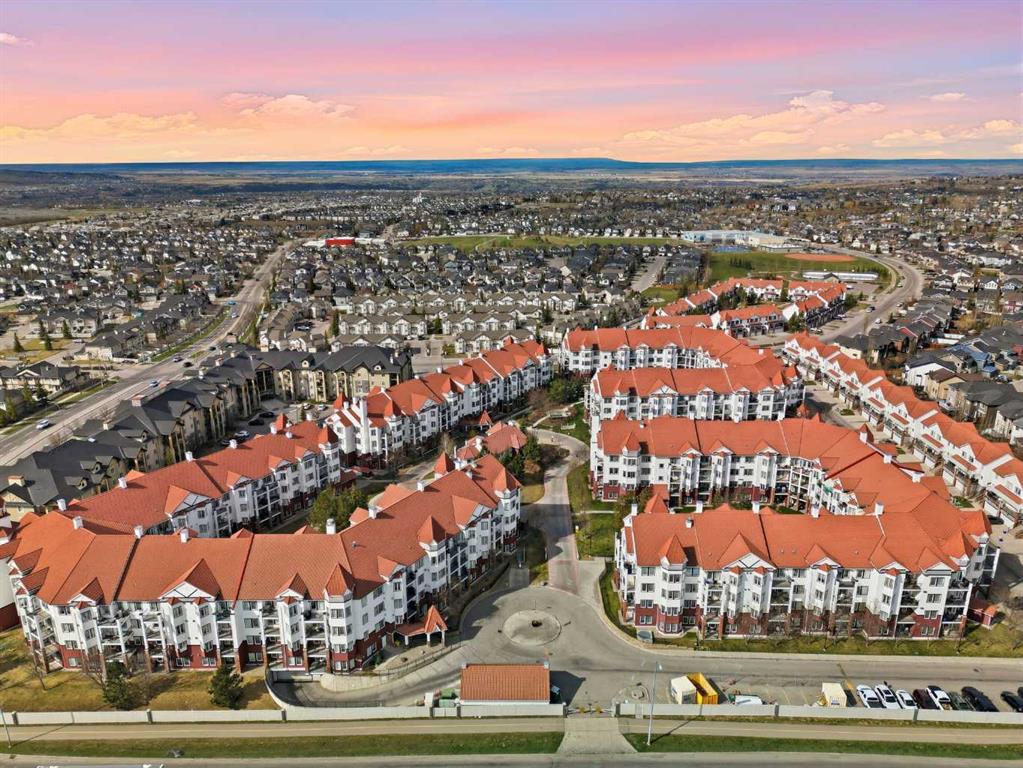 317, 60 Royal Oak Plaza NW, A2338809, Alberta,