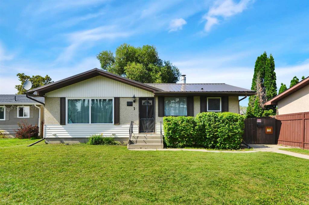1 Forest Close , A2338842, Alberta,