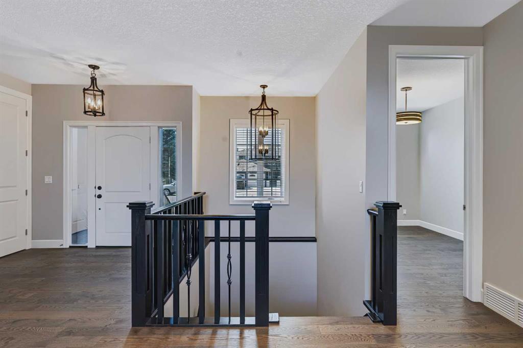 Fourth View of 924 East Lakeview Road , Westmere, Chestermere, Alberta, T1X 1B1