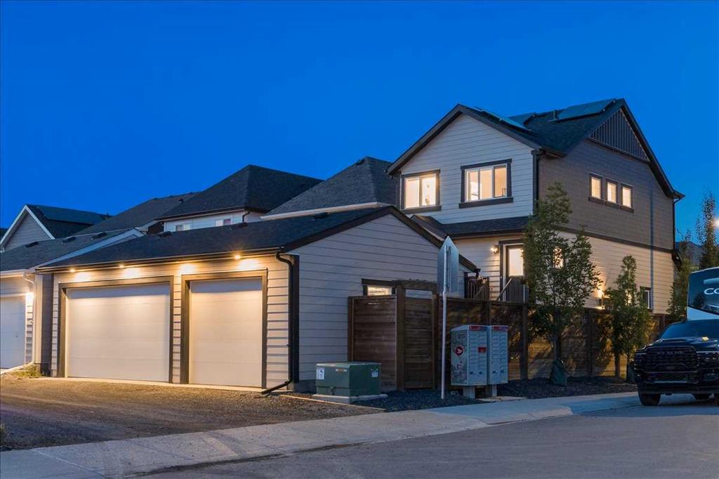 MLS® listing #115113293 for sale located at 199 Magnolia Way SE