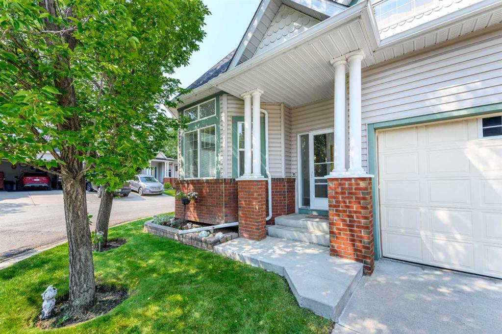 Fifth View of 25 Prestwick Pond Terrace SE, McKenzie Towne, Calgary, Alberta, T2Z 2K1