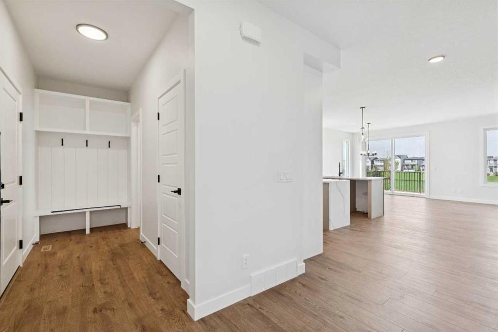 Fifth View of 462 Bighorn Avenue SW, Alpine Park, Calgary, Alberta, T2Y1C8
