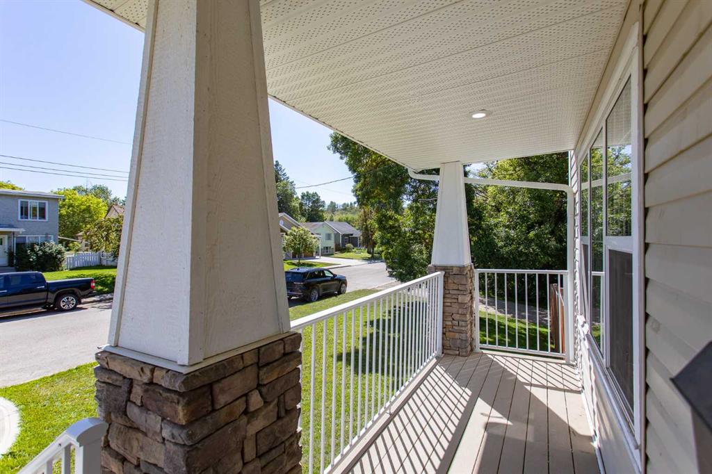 Fourth View of 5324 44 Avenue , Woodlea, Red Deer, Alberta, T4N 3J2