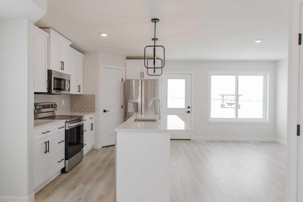 Fourth View of 9528 114 Avenue , NONE, Clairmont, Alberta, T8X0W8