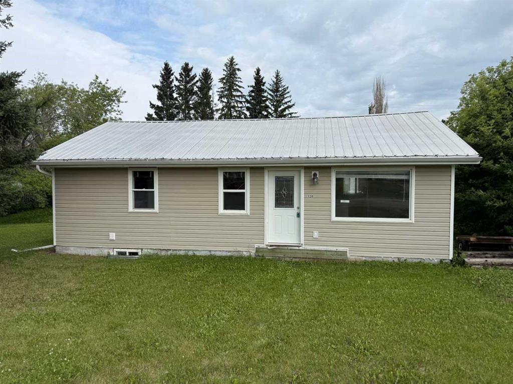 126 3rd Street W, A2339007, Saskatchewan,