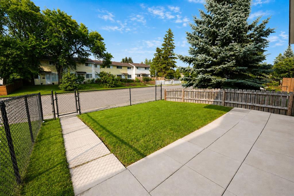 Fifth View of 7 Dovercliffe Way SE, Dover, Calgary, Alberta, T2B 1W5