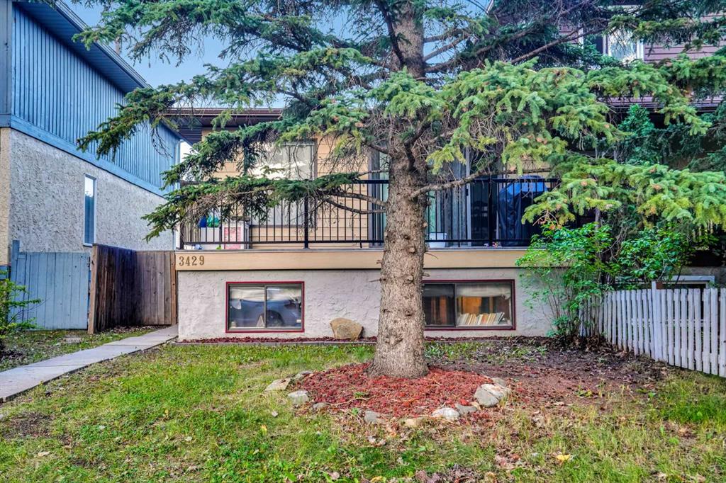 Fourth View of 3429 Cedarille Drive SW, Cedarbrae, Calgary, Alberta, T2W 3J3