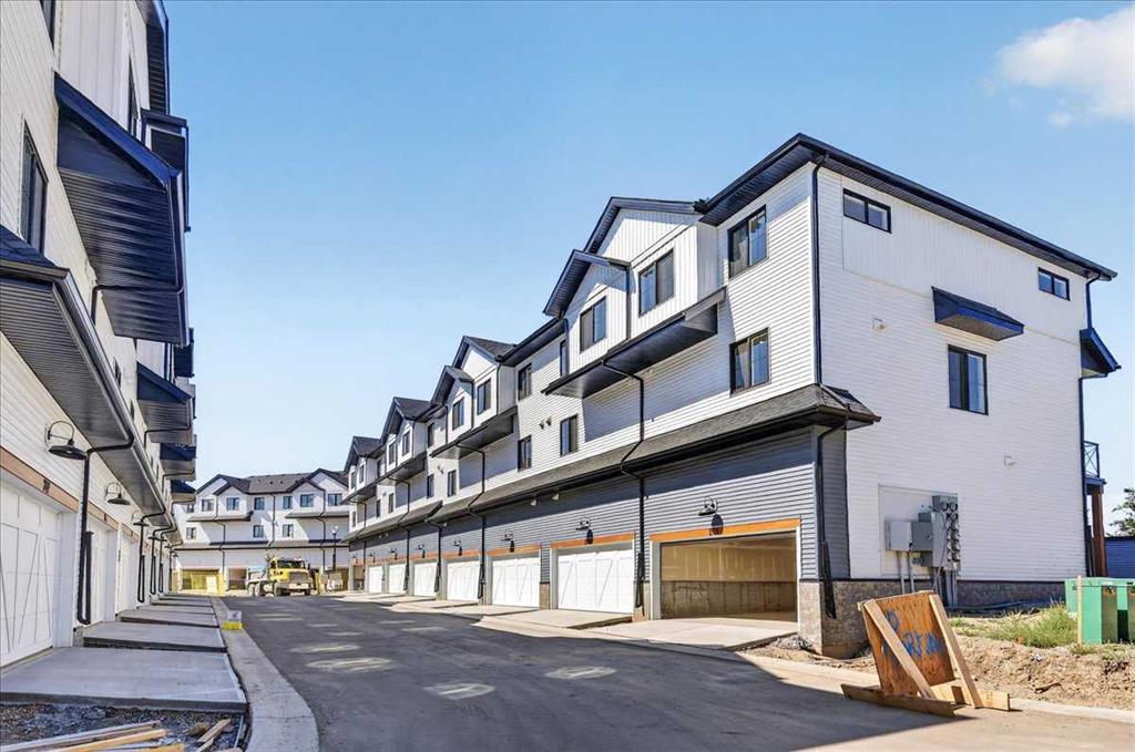 Third View of 201, 1750 Rangeview Drive SE, Rangeview, Calgary, Alberta, T3S0X3