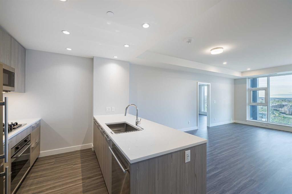Second View of 530 3  , Downtown East Village, Calgary, Alberta, T2G2L8