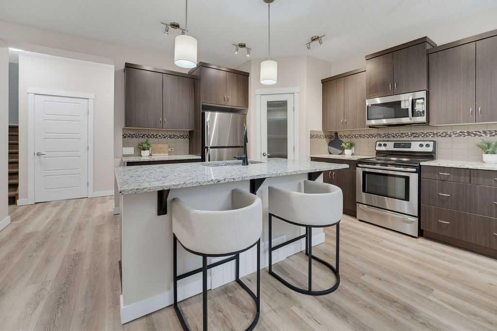 Fourth View of 145 Sunset Manor , Sunset Ridge, Cochrane, Alberta, T4C 0N2