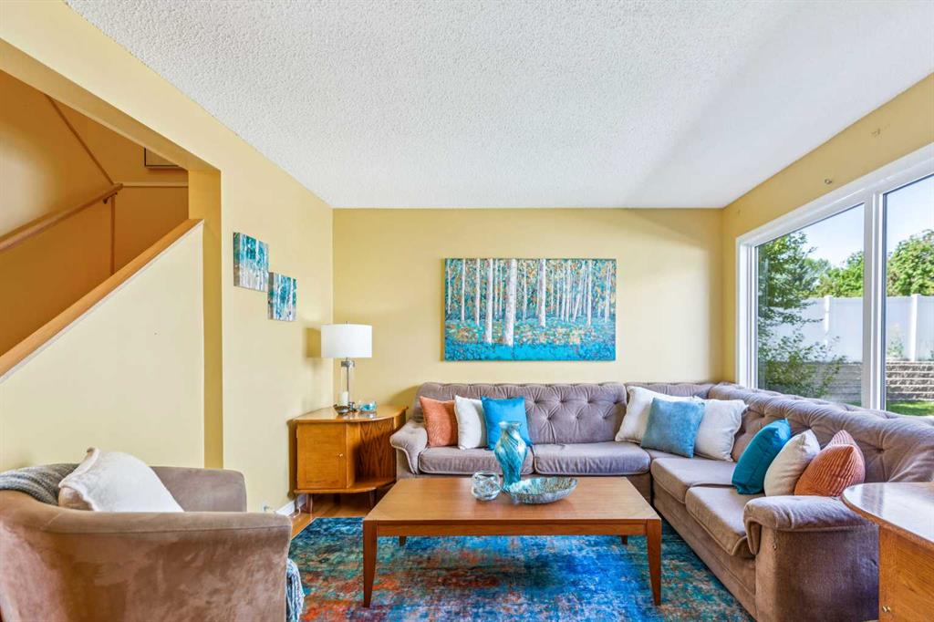 Third View of 41, 999 Canyon Meadows Drive SW, Canyon Meadows, Calgary, Alberta, T2W 2S6