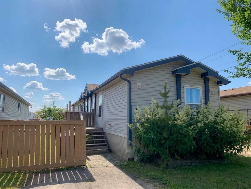 Second View of 9011 88 Avenue , MH - Creekside, Grande Prairie, Alberta, T8X 1V5