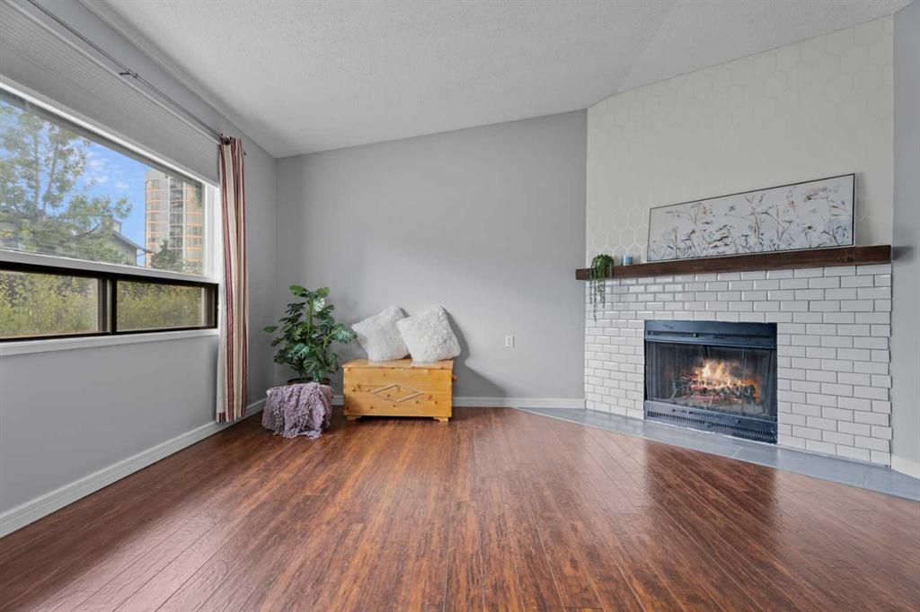 Fourth View of 16, 7172 Coach Hill Road SW, Coach Hill, Calgary, Alberta, T3H 1C8