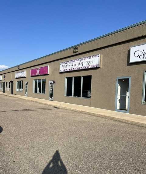 9 / 10 / 11, 3295 Dunmore Road SE, A2339127, Alberta,