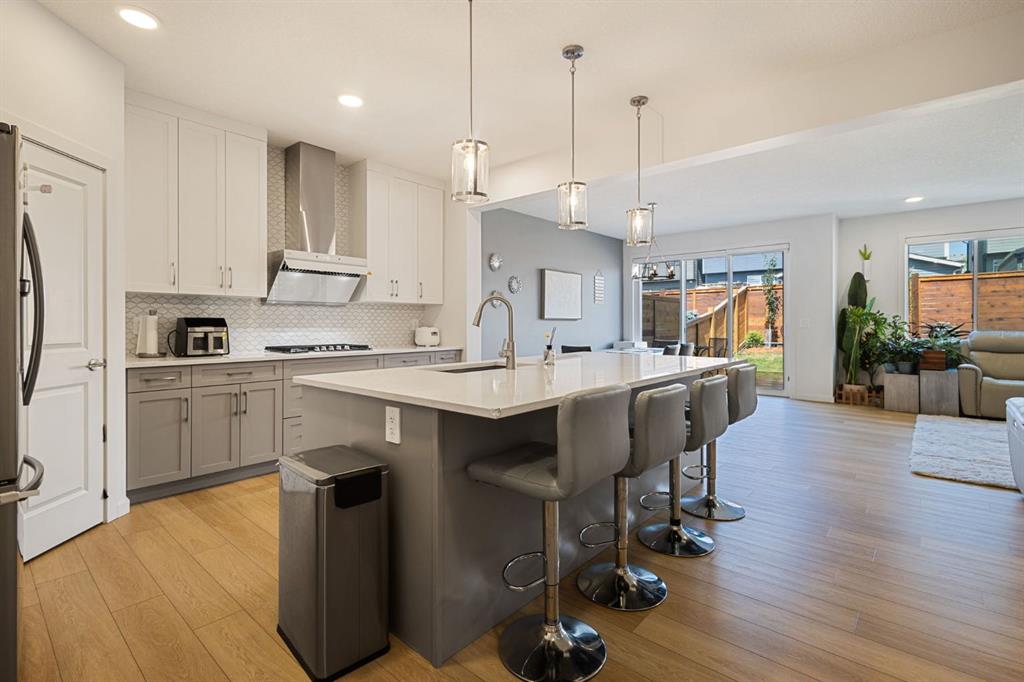 Fourth View of 147 Royston Rise NW, Haskayne, Calgary, Alberta, T3L0K2
