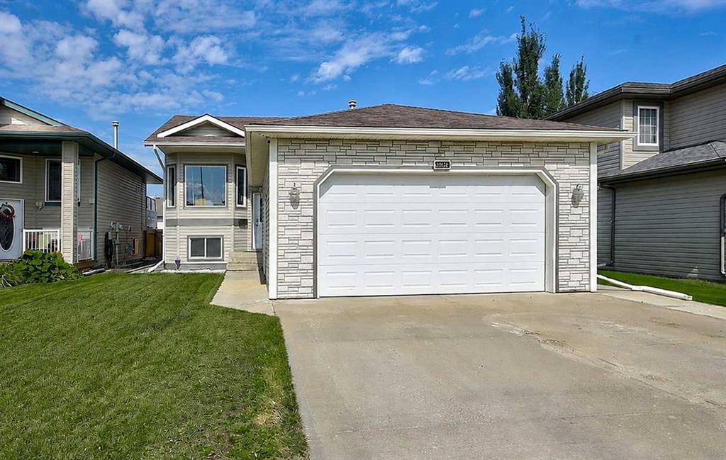 MLS® listing #115139823 for sale located at 10720 124B Avenue 
