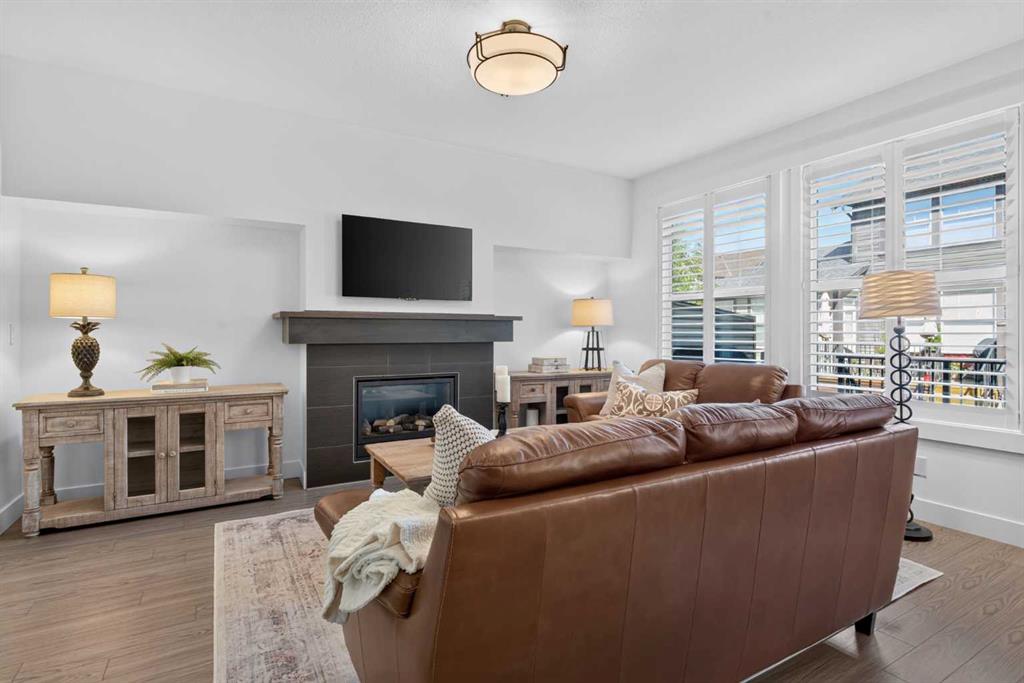 Fifth View of 202, 110 Coopers Common SW, Coopers Crossing, Airdrie, Alberta, T4B 3Y3