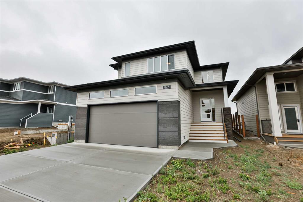 877 Devonia Circle W, A2339172, Alberta,