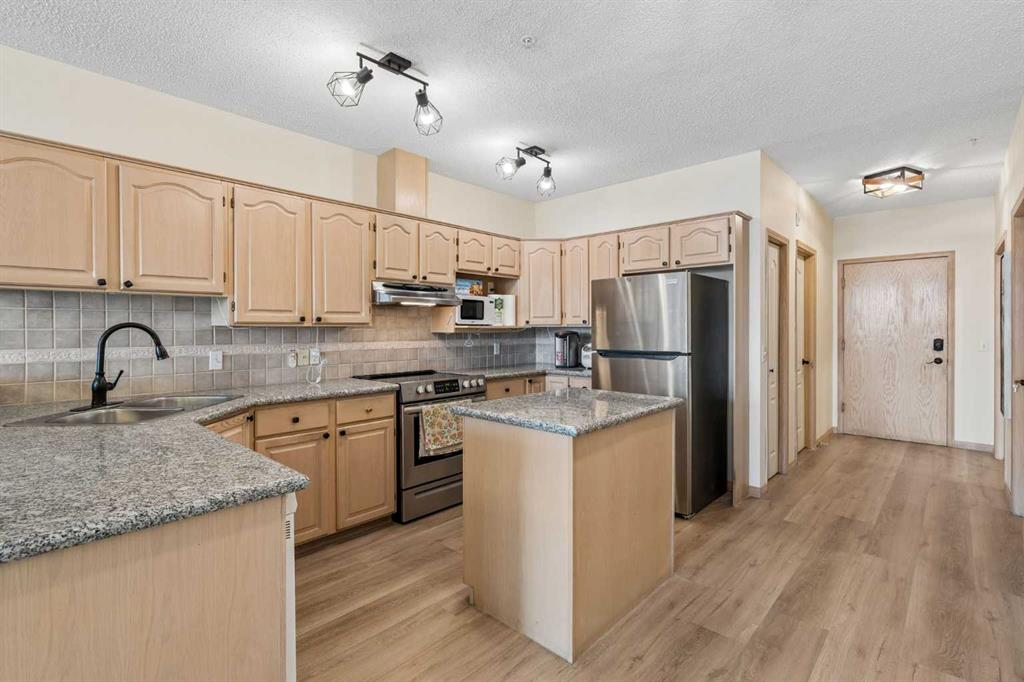 Fifth View of 401, 103 10 Avenue NW, Crescent Heights, Calgary, Alberta, T2M 0B4