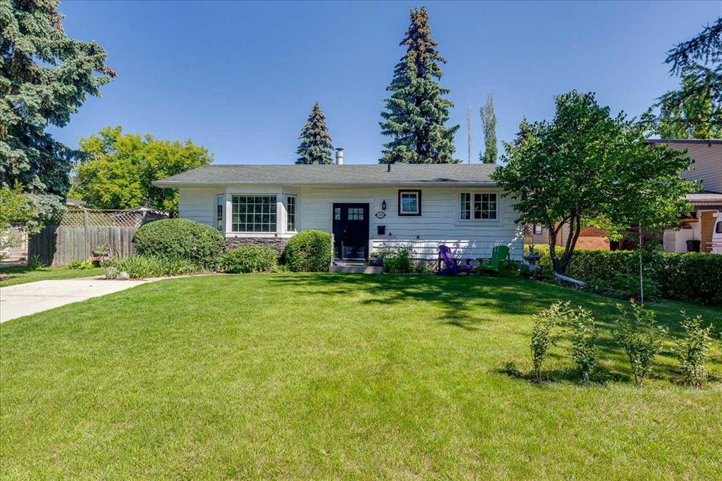 109 Selkirk Boulevard , A2339256, Alberta,