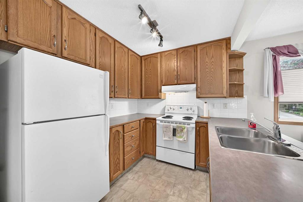 Fifth View of 20 Everstone Place SW, Evergreen, Calgary, Alberta, T2Y 4H9
