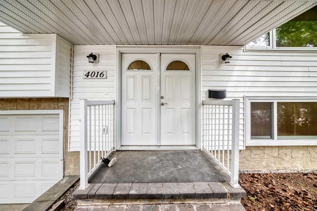 Third View of 4016 37 Street NW, Varsity, Calgary, Alberta, T2L 2J3