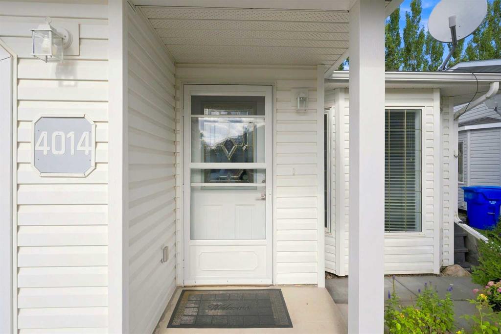 Third View of 4014 Shannon Drive , NONE, Olds, Alberta, T4H1V9