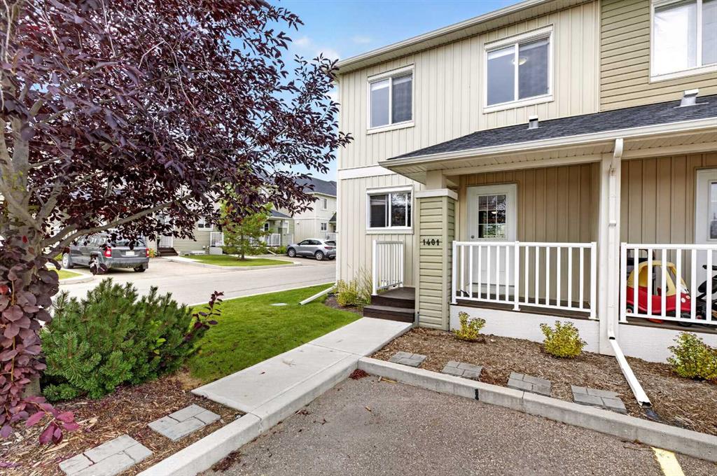 MLS® listing #115164145 for sale located at 1401 Clover Link 