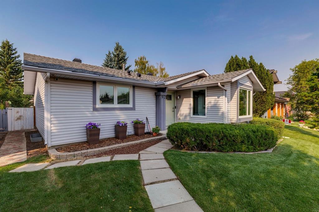 Third View of 92 Woodford Drive SW, Woodbine, Calgary, Alberta, T2W 4C3