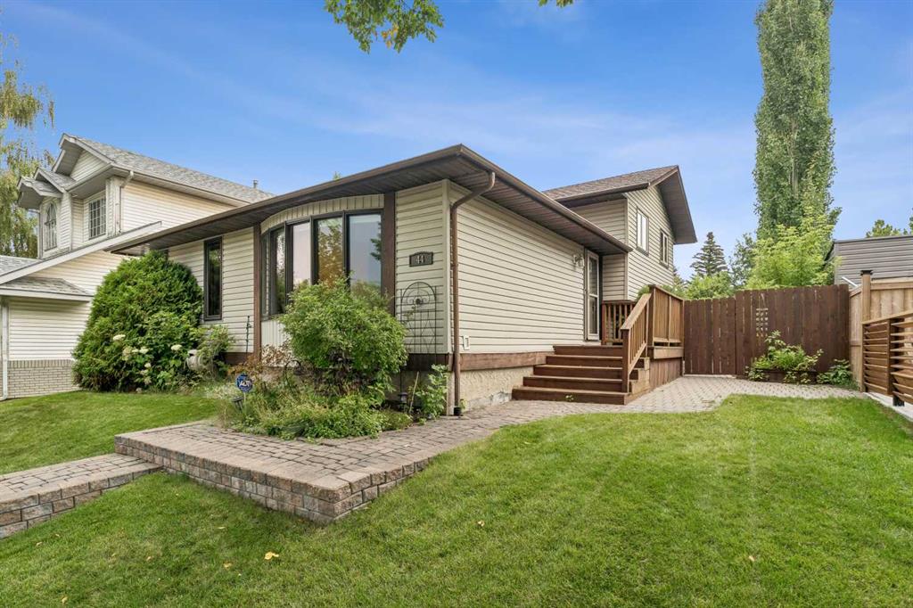 Fourth View of 44 Mckinley Rise SE, McKenzie Lake, Calgary, Alberta, T2Z 1W1
