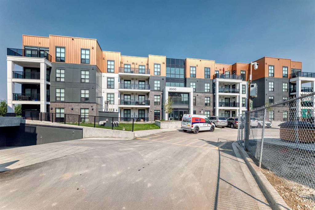 Third View of 2408, 4270 Norford Avenue NW, University District, Calgary, Alberta, T3B 6P8
