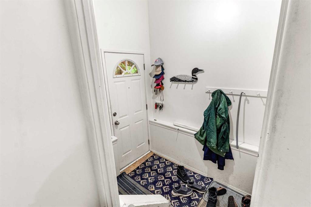 Third View of 39 Ogden Ave. Avenue , Oriole Park, Red Deer, Alberta, T4N 5B2
