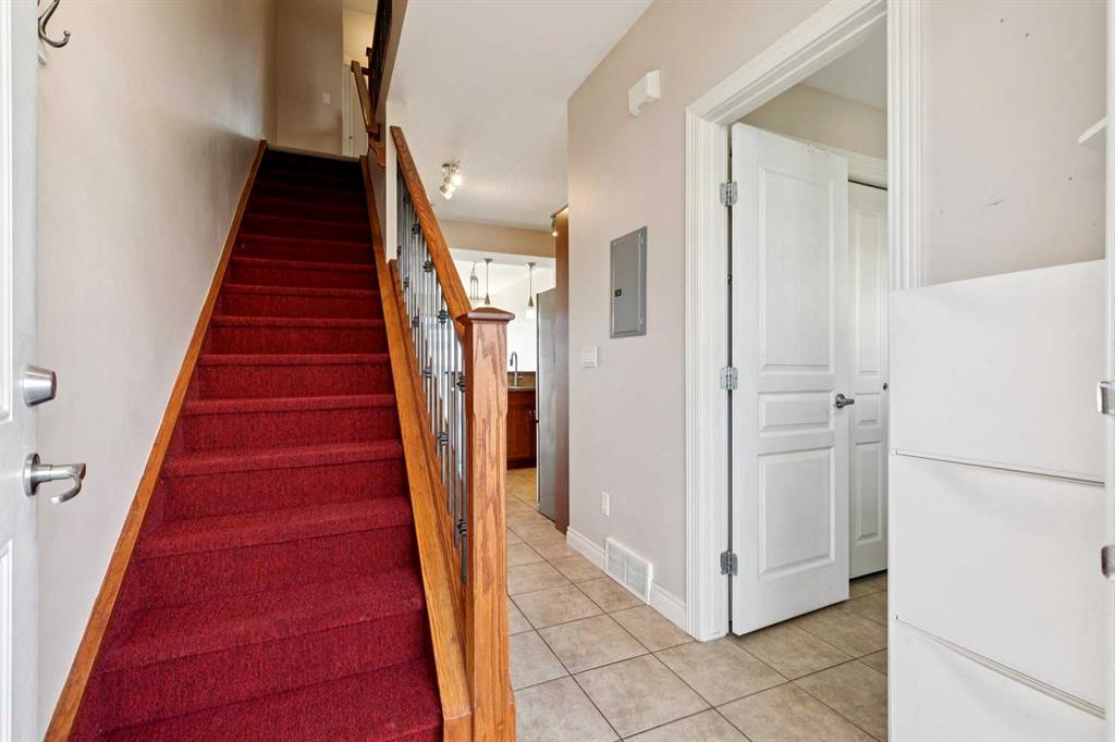 Third View of 14, 169 Rockyledge View NW, Rocky Ridge, Calgary, Alberta, T4C1B1
