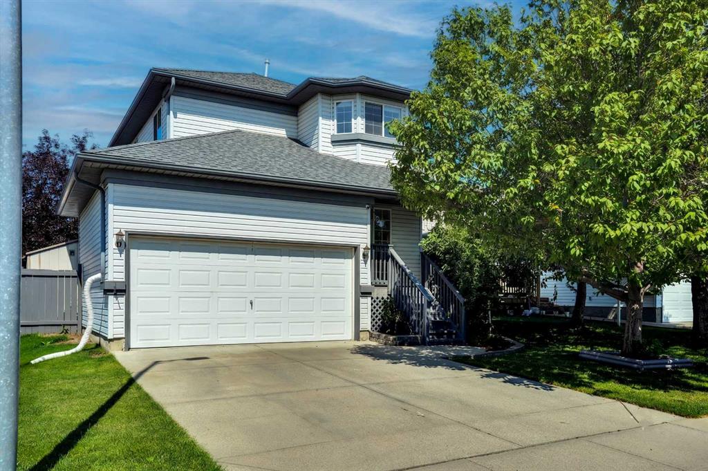 MLS® listing #115186689 for sale located at 158 Saratoga Close NE