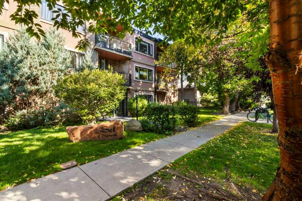Third View of 302, 716 3 Avenue NW, Sunnyside, Calgary, Alberta, T2N 0J1