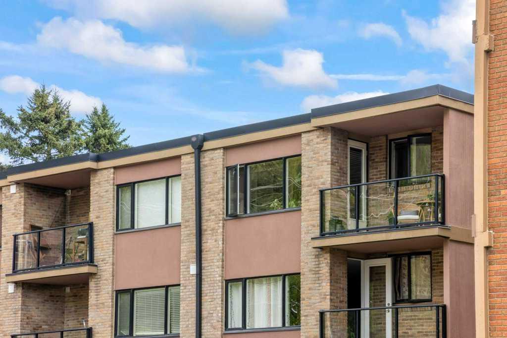 Fourth View of 302, 716 3 Avenue NW, Sunnyside, Calgary, Alberta, T2N 0J1
