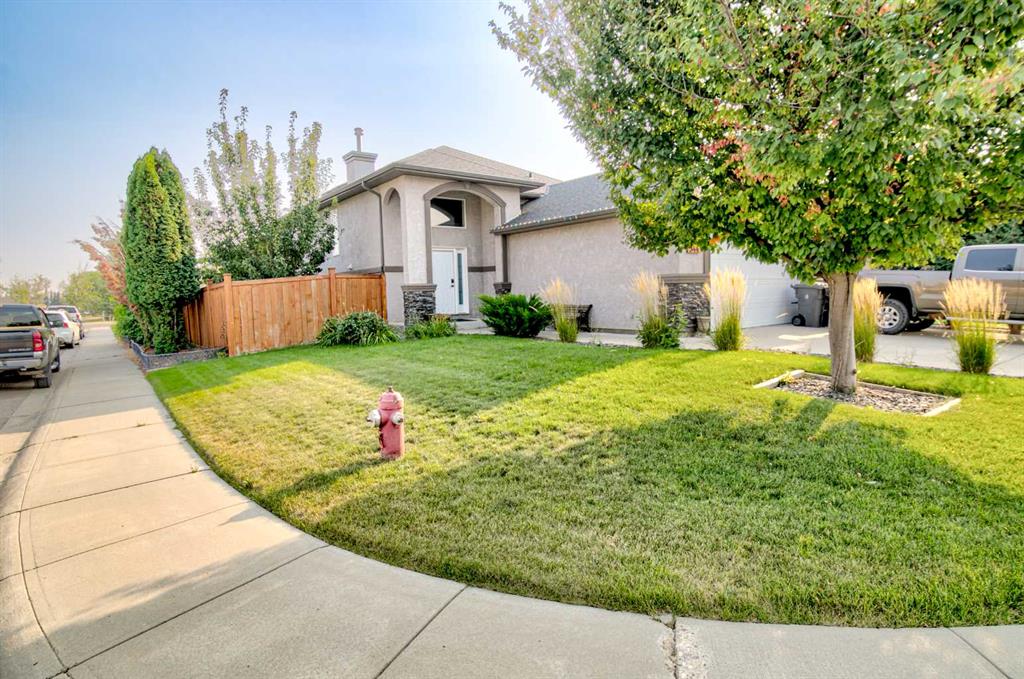 Fourth View of 544 Couleesprings Crescent S, Southgate, Lethbridge, Alberta, T1K 5R3