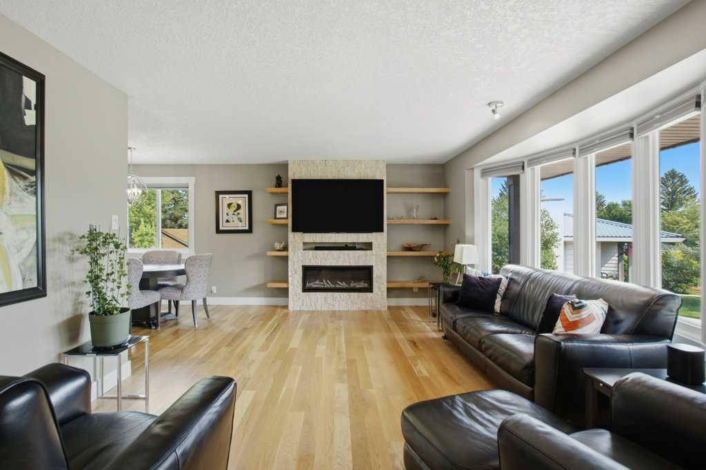 Fourth View of 736 Canfield Place SW, Canyon Meadows, Calgary, Alberta, T2W1K6