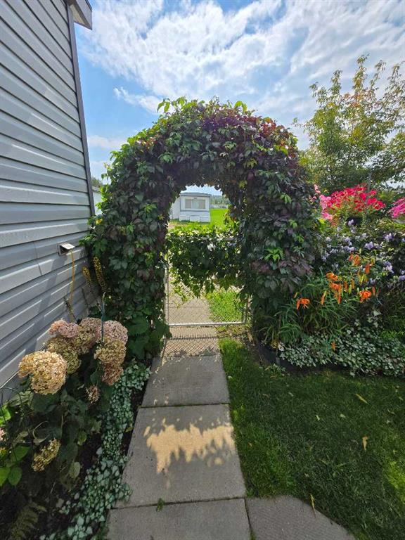 Fourth View of 142 Rivervalley Estates  , NONE, Whitecourt, Alberta, T7S1K1